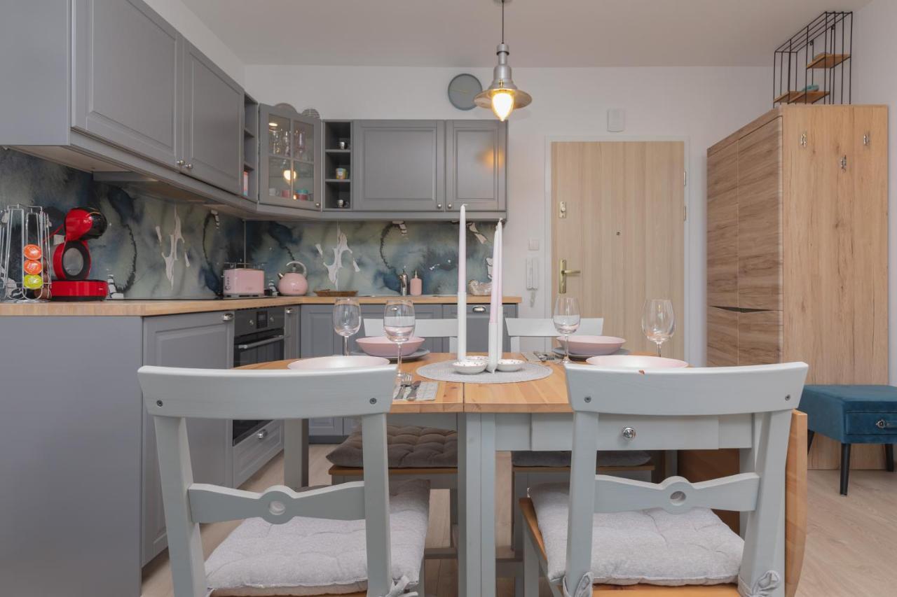 Osiedle Feniks Kolobrzeg By Noclegi Renters Buitenkant foto